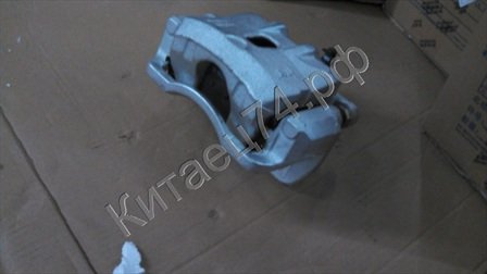 Скоба переднего тормоза левая S101062-0100 Скоба переднего тормоза левая S101062-0100